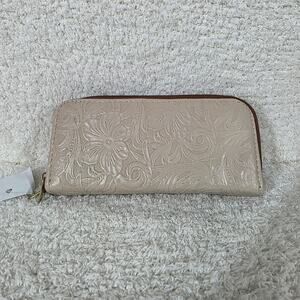 Mexican Handmade Light Nude Floral Embossed Leather Wallet